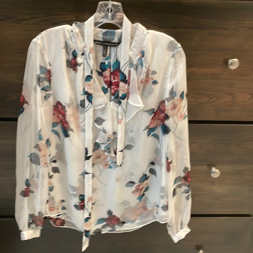 White House Black Market blouse, size 4